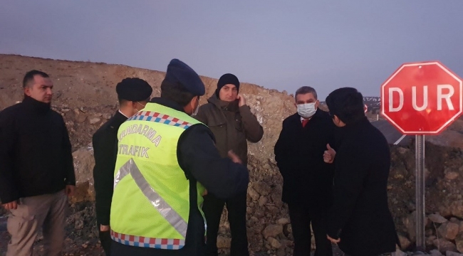 Vali Işık kapatılan yolda!