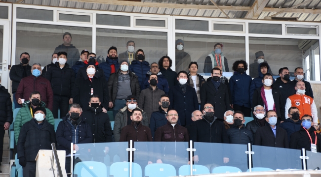 Biletler yine yönetimden! Haydin maça!