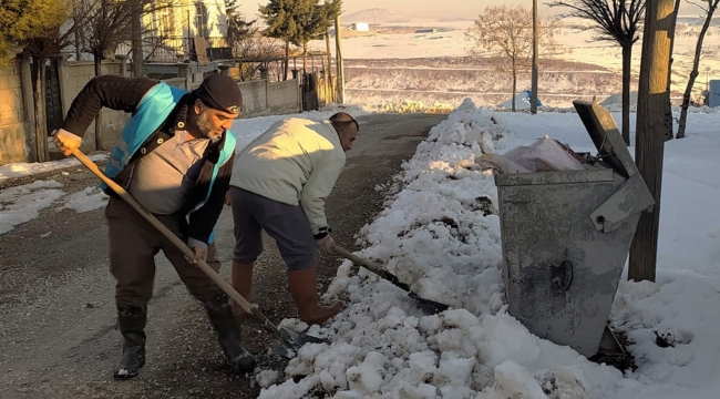  Kar temizliği hafta sonu da sürdü