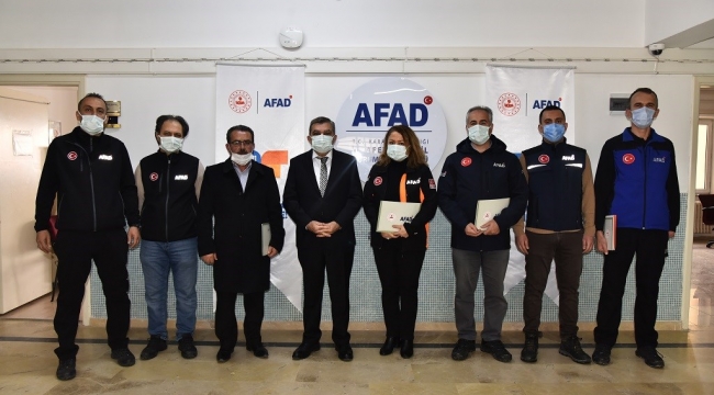 Cesur Yürekli Kahramanlar Ödüllendirildi