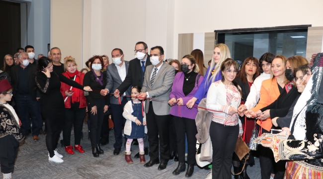 "Geçmişten Günümüze" defilesi ilgi gördü