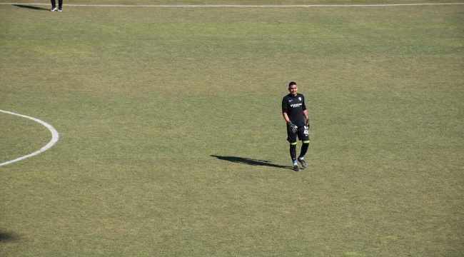 Kaleci Karaman'ı yaktı!