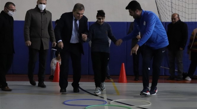 Kromozomları değil skorları saydılar