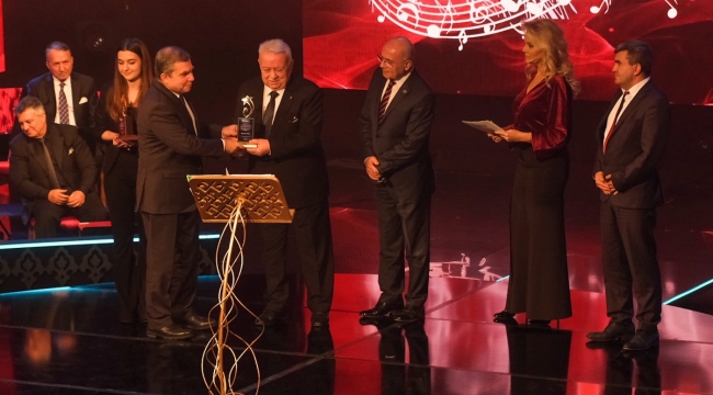 Ödüller sahiplerini buldu