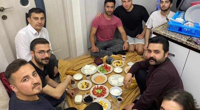 CHP gençleri yalnız bırakmıyor