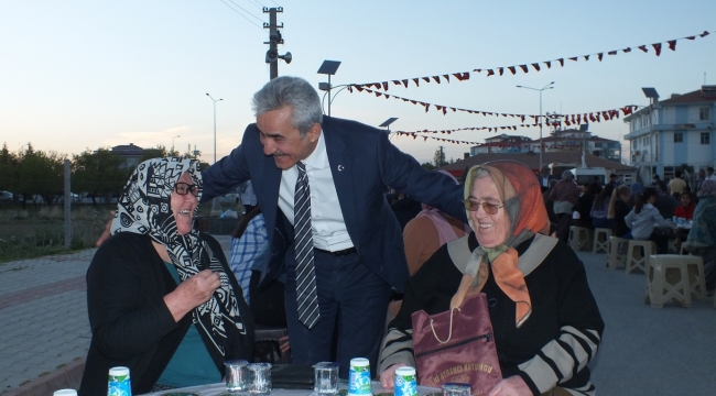 Sen Ne Yapıyorsun Başkan!