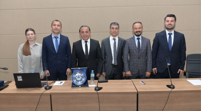 “Bizler Türkçenin Misyonerleriyiz”