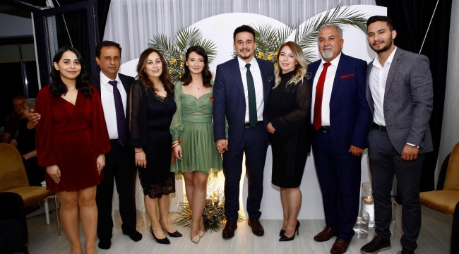 Evlilik yolunda ilk adımı attılar