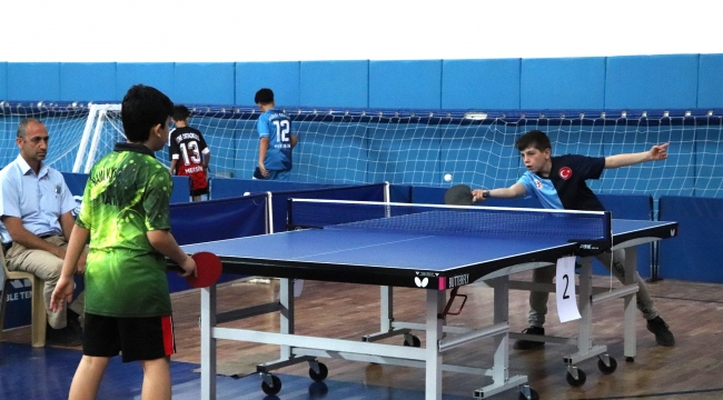 Masa Tenisinde heyecan başladı