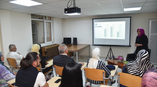 KMÜ’de “İş Dünyasında Kadın Konferansı”