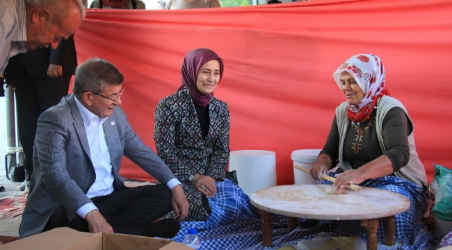 Davutoğlu Yörük Festivali’ne katıldı