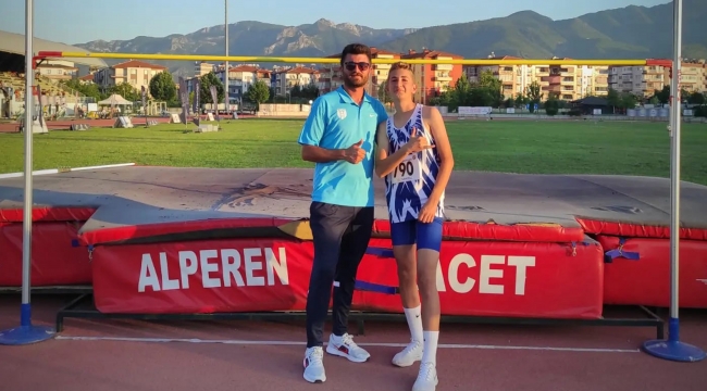 Karamanlı Atlet, Türkiye barajını geçti