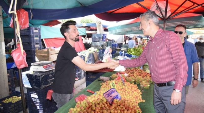 Vali Akkoyun Cumartesi Pazarında