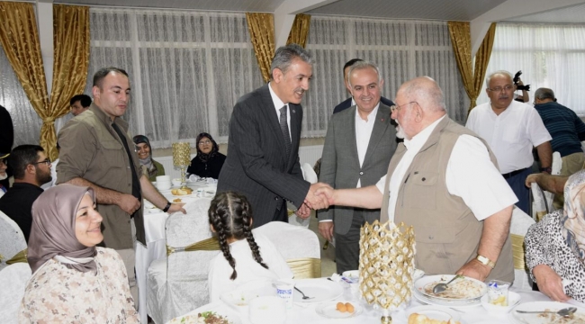 Vali Akkoyun: "Türk Milleti Cesaretini Göstermiştir"