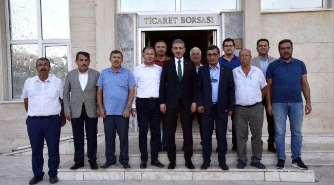Vali Akkoyun Borsa’yı ziyaret etti