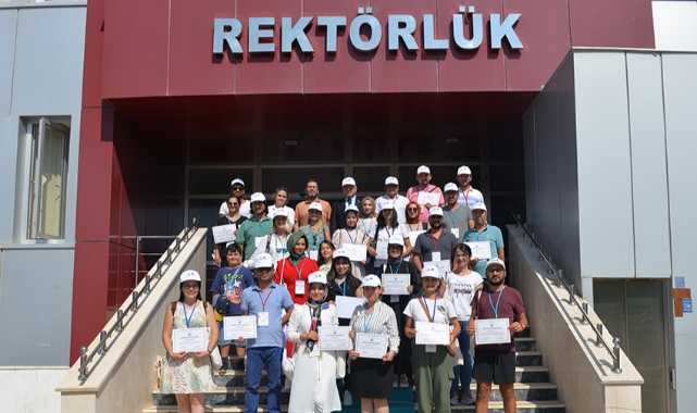 Öğretmenler KMÜ&#039;de buluştu