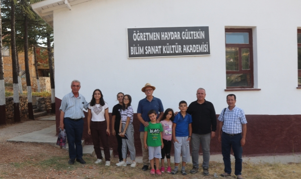 Eski köy okulu yeniden canlandırıldı