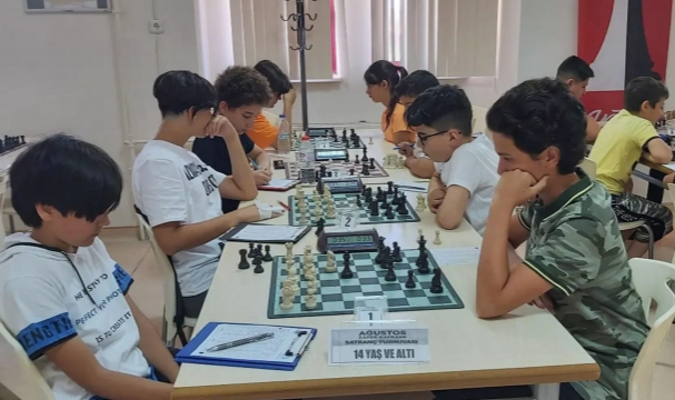 Satranç turnuvası sona erdi 