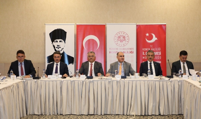 Vali Akkoyun Düzensiz Göç Toplantısı'na katıldı