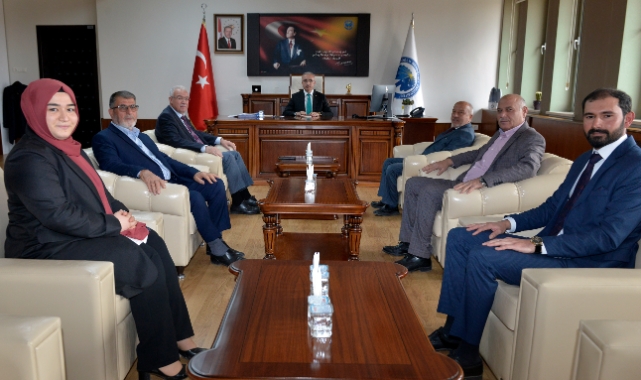 AK Parti’den Rektör Karaman’a ziyaret