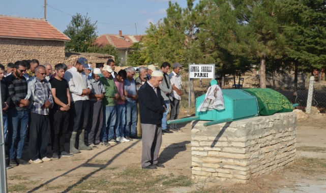 Karaman'da ölen kadının cenazesi toprağa verildi