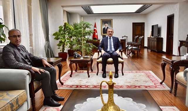 Rektör Karaman&#039;dan Vali Akkoyun&#039;a ziyaret
