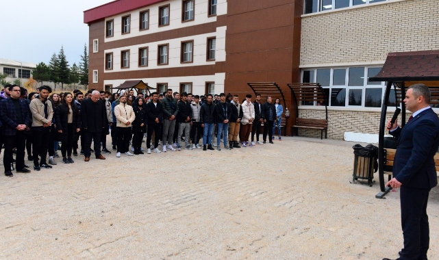 KMÜ&#039;de Karamanlı Şehit Öğretmenler anıldı