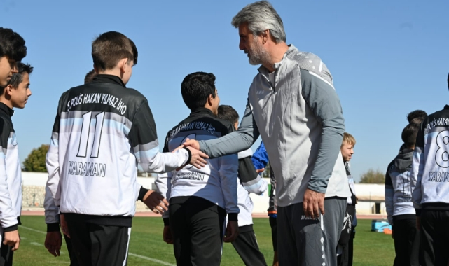 Öğrencilerden Karaman FK’ya moral ziyareti