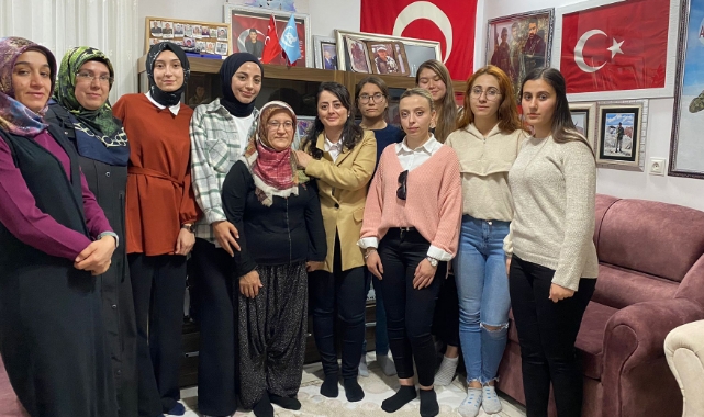 Öğrencilerinden şehit ailelerine ziyaret
