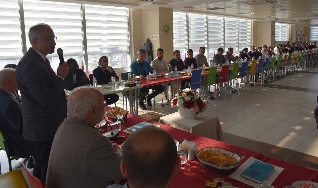 Rektör Karaman öğrenciler ile buluştu 