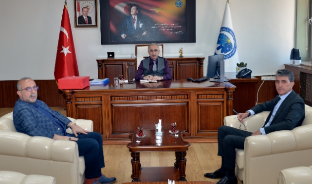 Saray Holding’den Rektör Karaman’a ziyaret