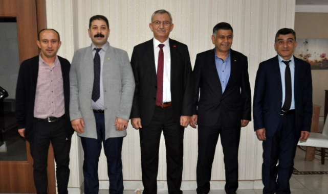 &quot;Esnafa hizmet etmek için aday olduk&quot;