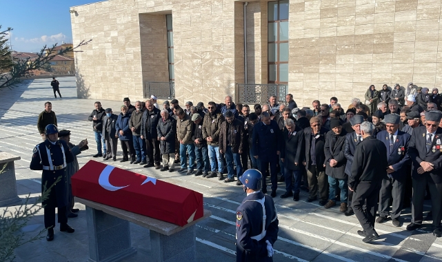 Kıbrıs gazisi toprağa verildi