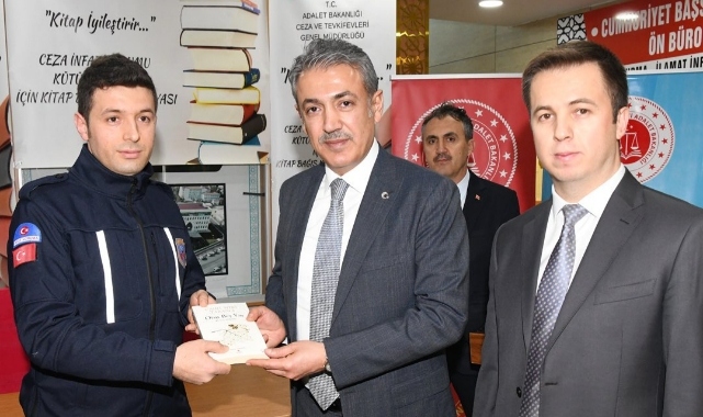 Hükümlülere kitap bağışı yapıldı