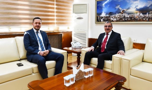 Vekil Eser&#039;den Rektör Gavgalı&#039;ya ziyaret