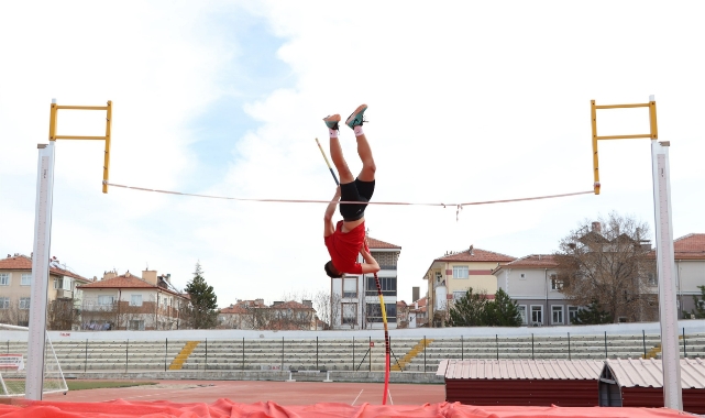Karaman’da atletizm yarışmaları yapıldı