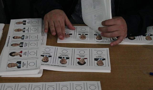 Birinci sıra Erdoğan