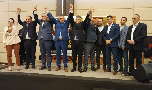 “Biz mevsimlik milliyetçi değiliz”