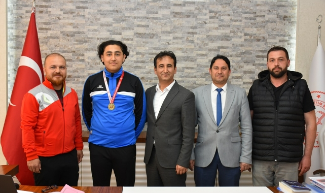 Karamanlı Judocudan Çalışkan’a ziyaret