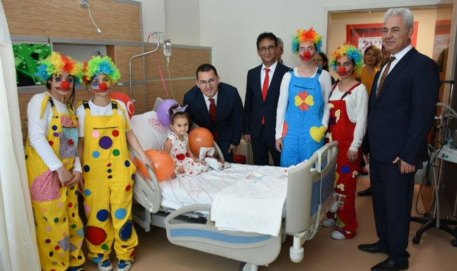 Miniklere sürpriz ziyaret