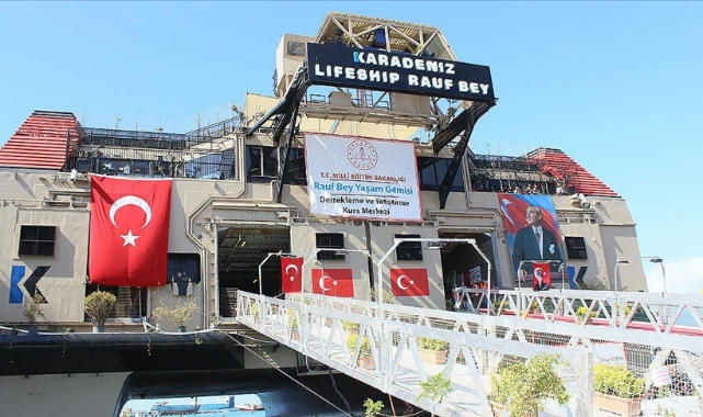 Öğrencilere burs müjdesi