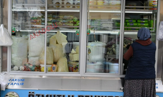 Pazarda peynir fiyatları