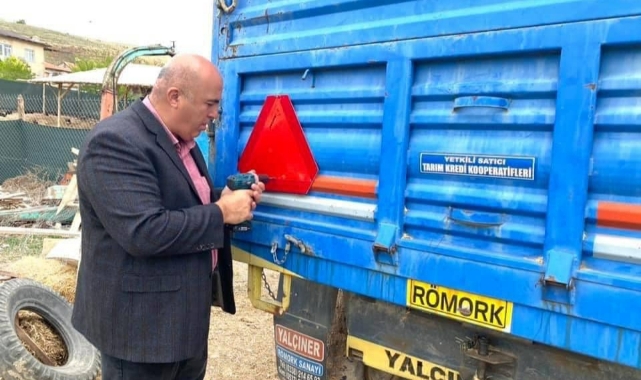 "Reflektör Tak Görünür Ol!"