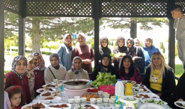 Depremzedelere moral takviyesi