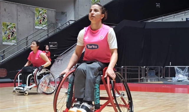 Emine Seçkin&#039;e Milli Görev