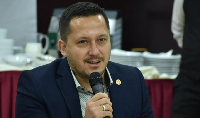 &quot;Eserlerimiz ile yürüyoruz&quot;