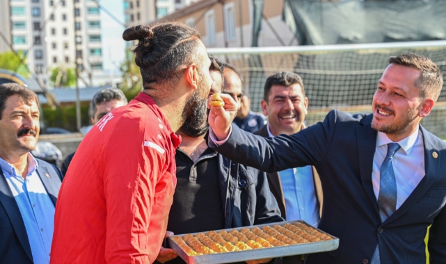 Kınama üstüne kınama!