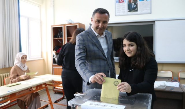 Mahmut Ünüvar oyunu kullandı