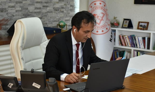 TRT radyosuna konuk oldu 