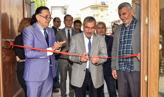 Uluslararası resim sergisi Karaman’da açıldı 